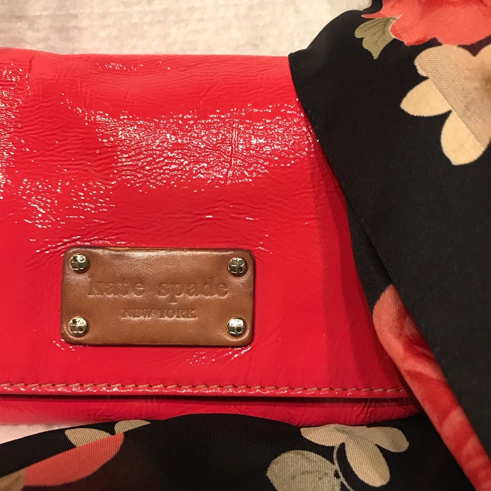 Hot pink Kate Spade patent leather chain strap bag